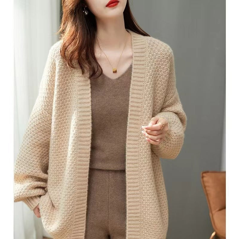 Women's Cardigan knitted with long sleeves elegant, open coat