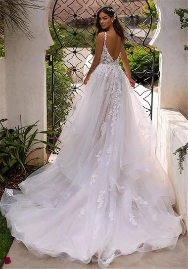 Wedding Dresses A-Line sweetheart classic straps chapel train lace