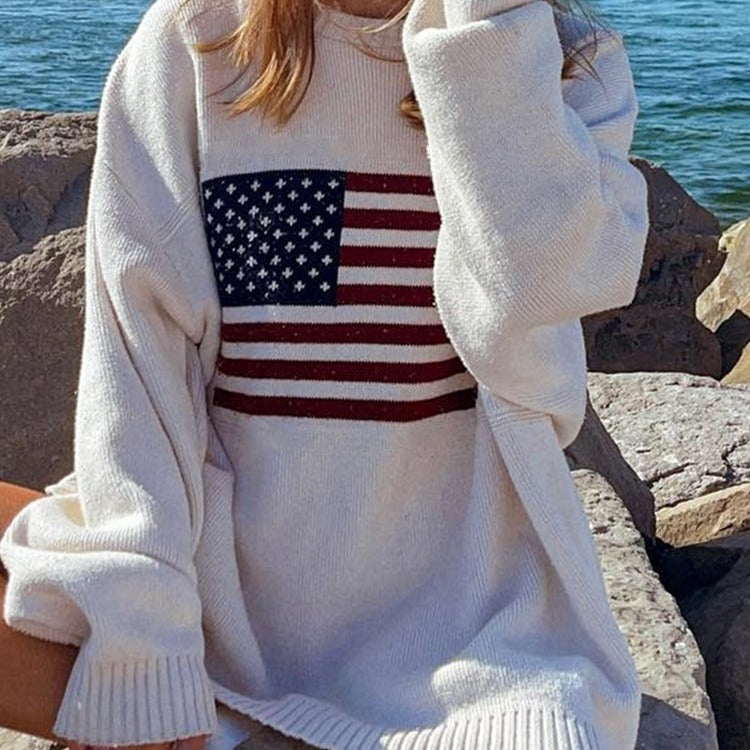 Women's sweater knitted, long sleeve round neck with American flag