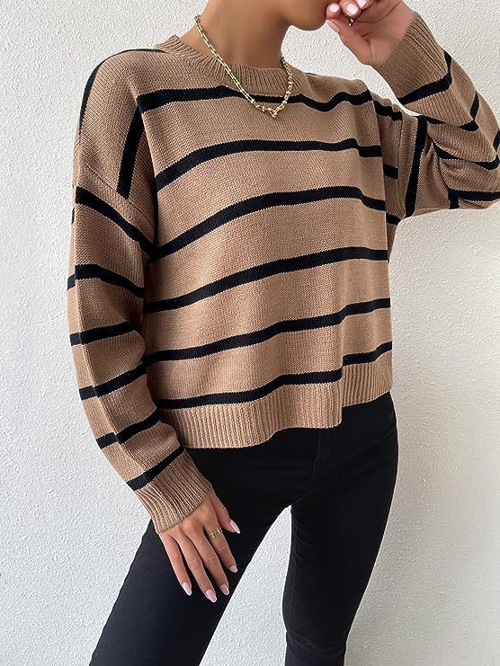 Women's sweater knitted striped elegant with long sleeves, round neck