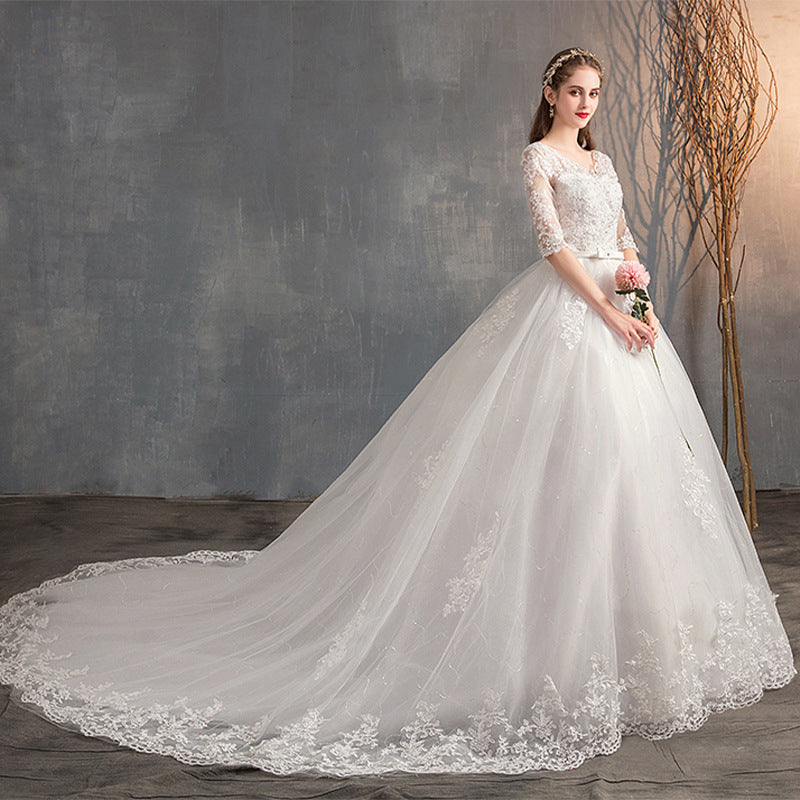Wedding Dress long lace elegant, mid-length sleeves, embroidered train