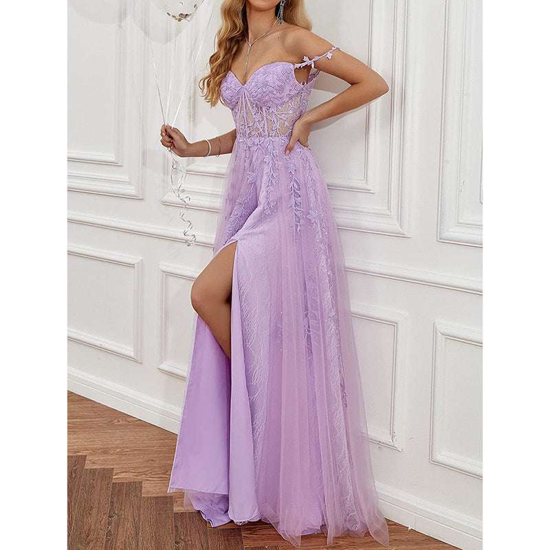 Women's dress princess in lace and Tulle, with appliques, slit skirt