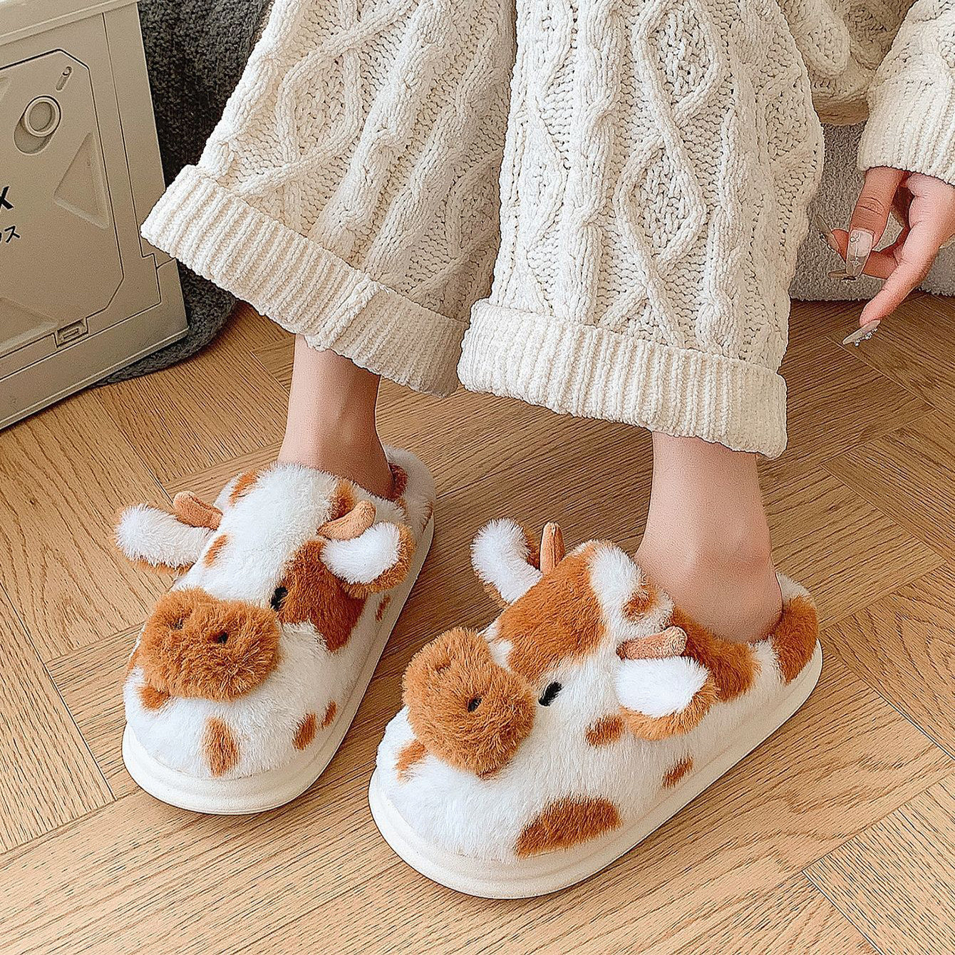 Women's slippers cow plush elegant warm non-slip