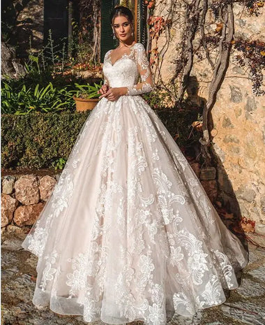 Héléna Custom Made Princess Wedding Dress, Ball Gown with Long Lace Sleeves & Tulle