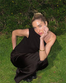 Vestido largo sexy elegante de satén un hombro descubierto sin espalda -24