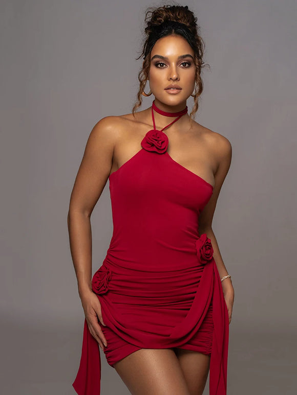 Mini robe moulante élégante et sexy décolleté dos nu 