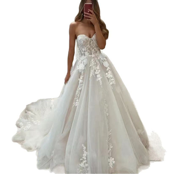 Women’s Wedding Dress Elegant Strapless Lace Tulle A Line Bridal Ball Gown