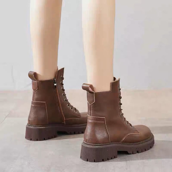 Women's Martin boots in soft genuine leather elegant