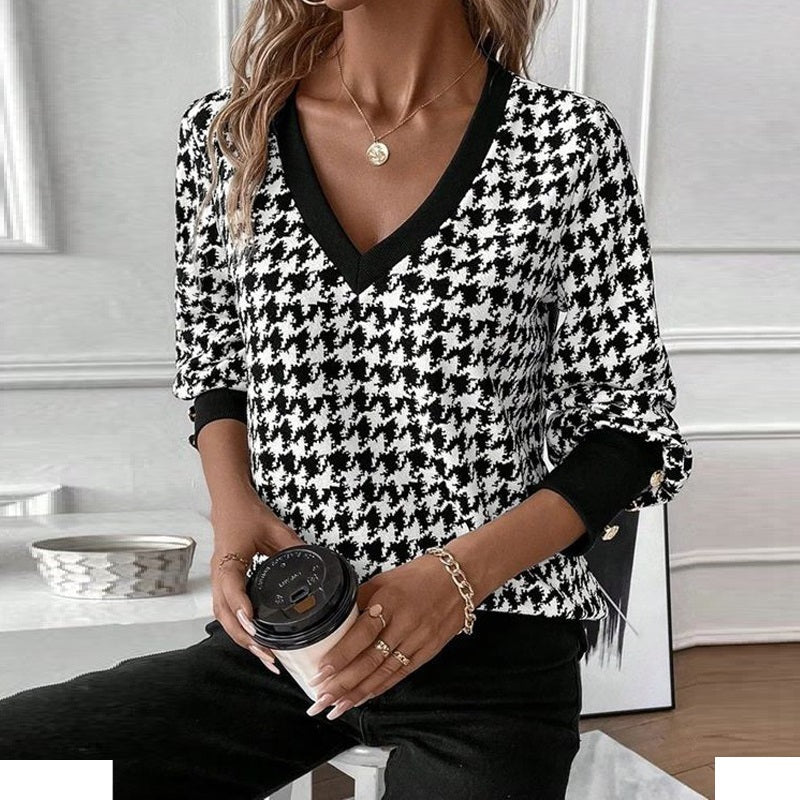 Women's T-shirt printed buttoned elegant, long sleeves, V-neck