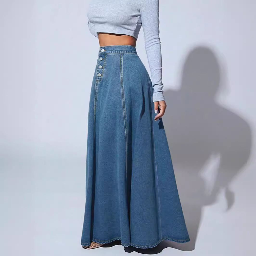 Women's long skirt in denim elegant pleated buttoned