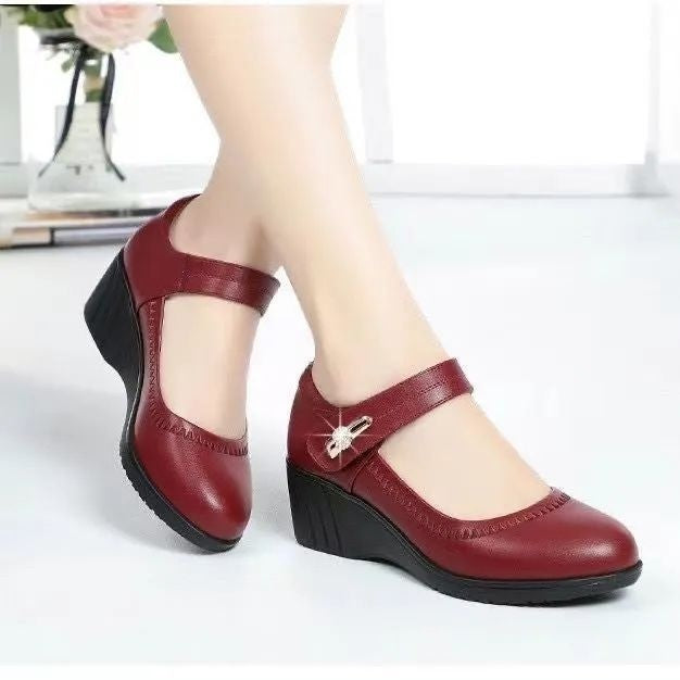 Women's Shoes leather with wedge heels, high quality soft bottom