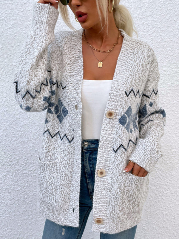 Women's cardigan knitted open elegant, long sleeves, buttoned.