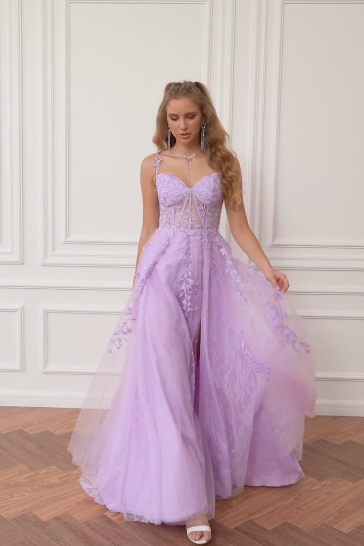 Women's dress princess in lace and Tulle, with appliques, slit skirt